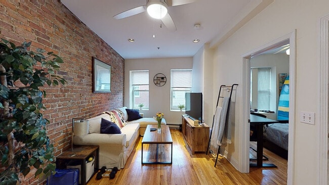 81 Prince St, Unit 1