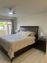 3545 NE 167th St in Miami, FL - Building Photo - Building Photo