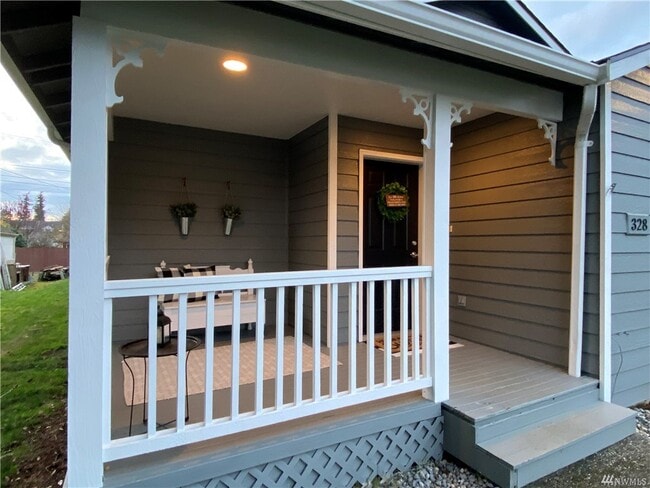 328 S Dunham Ave in Arlington, WA - Building Photo - Building Photo