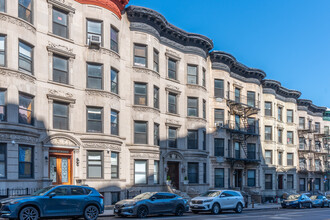 1518 Bedford Avenue in Brooklyn, NY - Foto de edificio - Building Photo