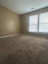 9605 Vinca Cir-Unit -Room 1 in Charlotte, NC - Building Photo - Building Photo