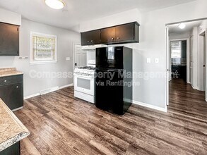800 Bryant St SW in Wyoming, MI - Building Photo - Building Photo