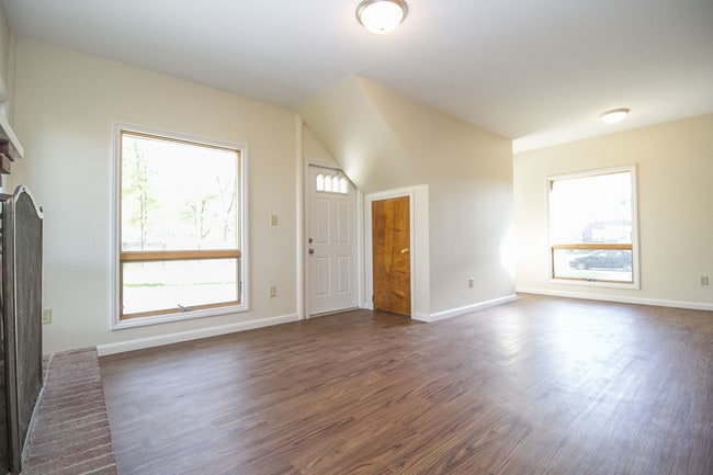 2943 Escott Ave in Toledo, OH - Foto de edificio - Building Photo