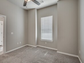 9205 NW 116th St in Yukon, OK - Building Photo - Building Photo