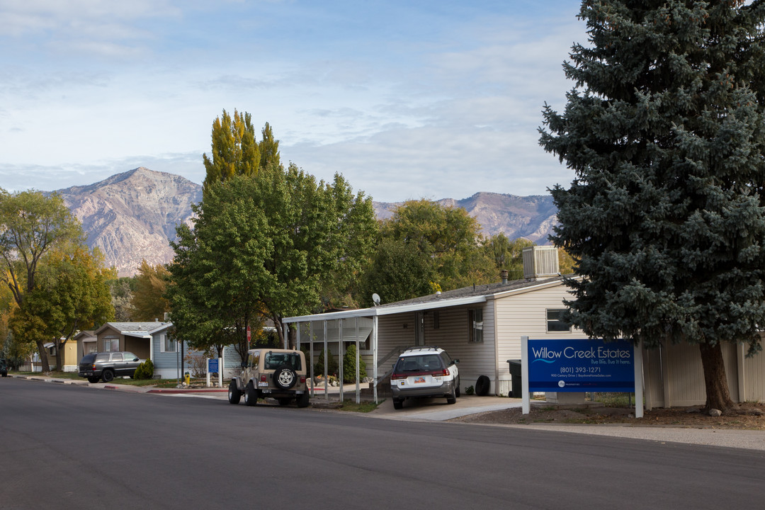 Willow Creek Estates in Ogden, UT - Building Photo