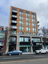 Junction Central in Seattle, WA - Building Photo