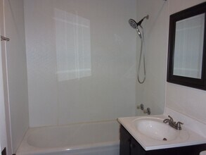 3101 Sumner Ave in Hoquiam, WA - Building Photo - Building Photo