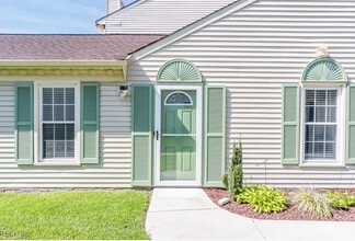 4731 Marlwood Way in Virginia Beach, VA - Building Photo - Building Photo