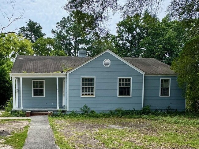 property at 1330 Macon Ave