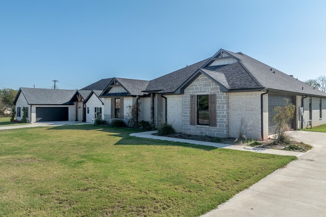 Apartments for rent in Lindale, TX