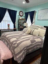 839 N Orange Dr, Unit Rafstman House in Hollyw in Los Angeles, CA - Building Photo - Building Photo