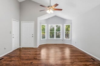 3909 King Edward Ct in Greensboro, NC - Building Photo - Building Photo