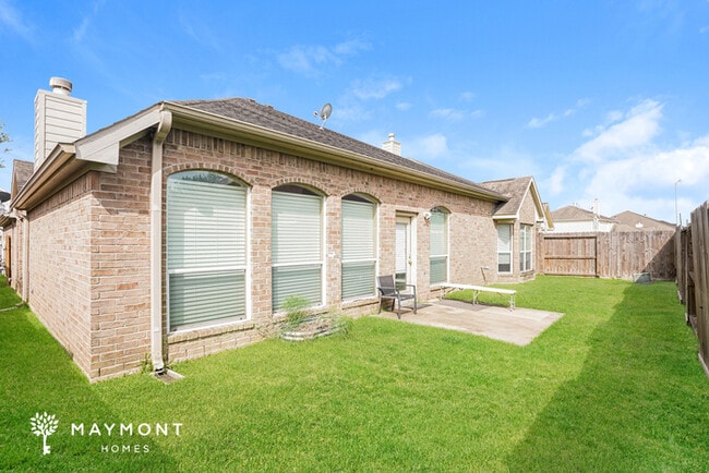 30 Terra Bella Dr in Manvel, TX - Building Photo - Building Photo