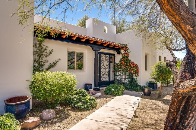 42 Calle Maria Elena in Tubac, AZ - Building Photo - Building Photo