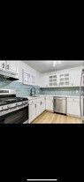 5632 Kingsport Dr in Atlanta, GA - Building Photo