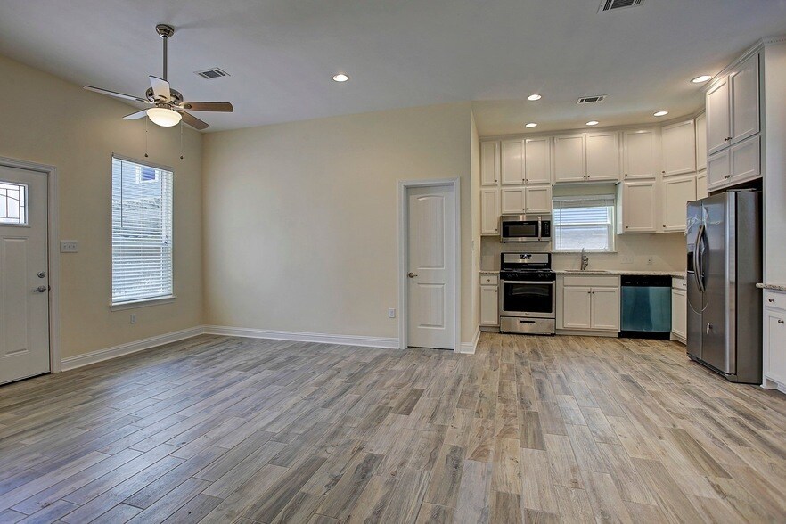 1541 Ashland St in Houston, TX - Foto de edificio
