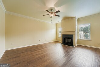 1123 Easley Ct SE in Lawrenceville, GA - Foto de edificio - Building Photo