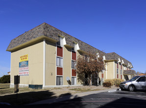 Fitzsimons Junction in Aurora, CO - Building Photo - Building Photo