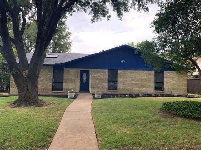 1208 Mossvine Dr in Plano, TX - Building Photo