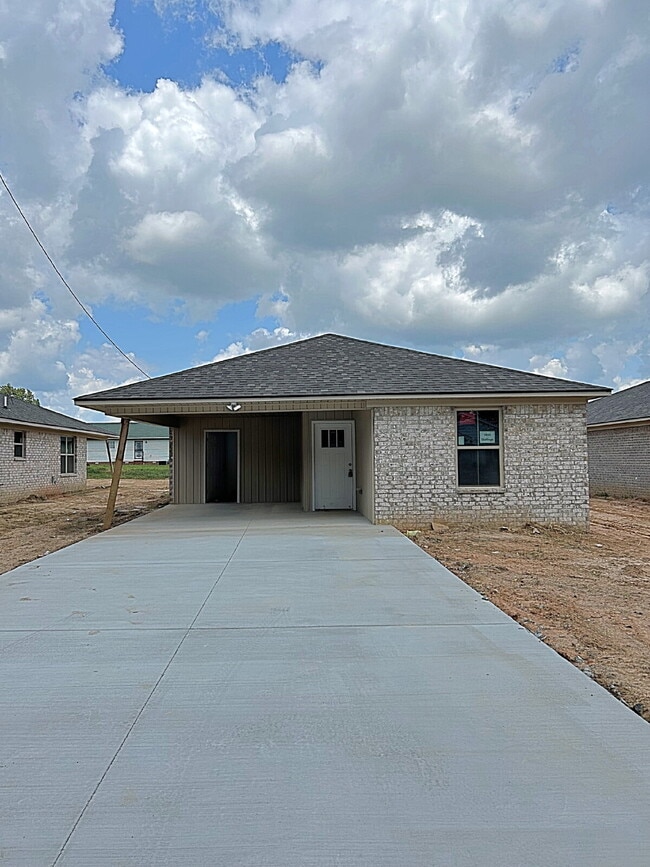 property at 1895 Stallings Rd