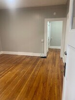 2915 Mt Pleasant Blvd in Roanoke, VA - Building Photo