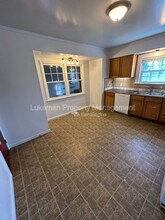 2004 Woodward Ave in Kalamazoo, MI - Building Photo - Building Photo