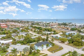 48 Harbor Cir in Cocoa Beach, FL - Building Photo - Building Photo