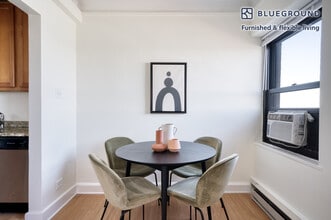 1400 N Lake Shore Dr in Chicago, IL - Building Photo - Building Photo