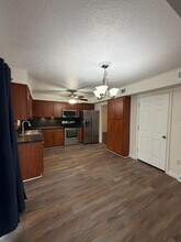 777 Mannering Rd in Eastlake, OH - Building Photo - Building Photo