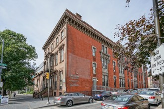 1326-1346 N Broad St in Philadelphia, PA - Foto de edificio - Building Photo