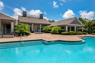 Whispering Pines Apartments in St. Augustine, FL - Building Photo - Building Photo