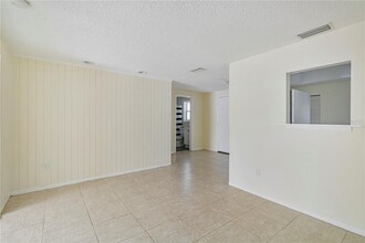 811 Illinois Ave in Palm Harbor, FL - Building Photo - Building Photo