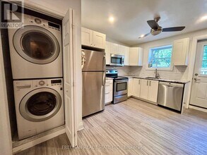 340 Howland Ave in Toronto, ON - Building Photo - Building Photo