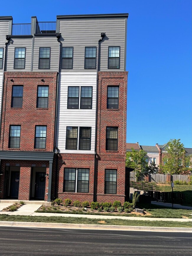property at 13223 Coalfield Station Ln
