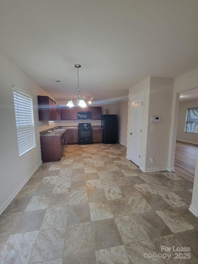 5823 Hewitt Dr in Charlotte, NC - Building Photo - Building Photo