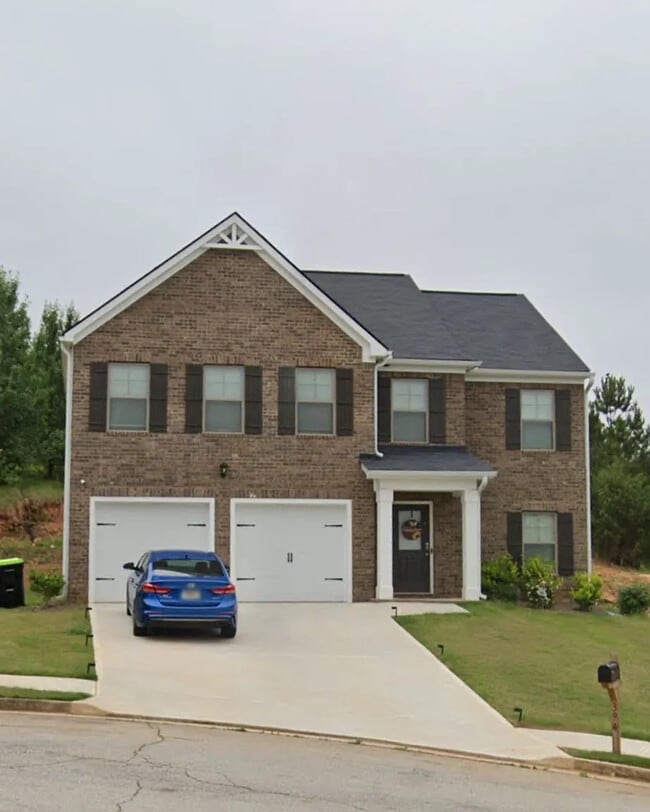 Room in House on Toronto Cir