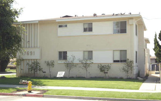 17691 Yukon Ave Apartments