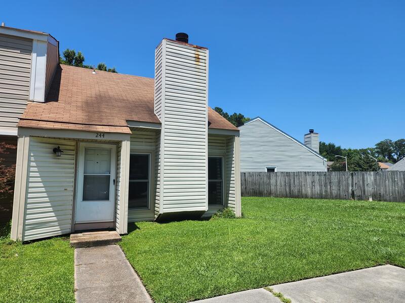244 Thalia Trace Dr in Virginia Beach, VA - Building Photo