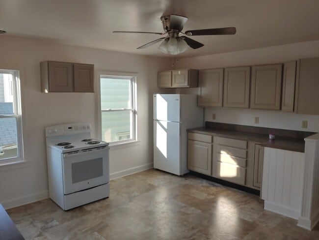 property at 52 N Main St