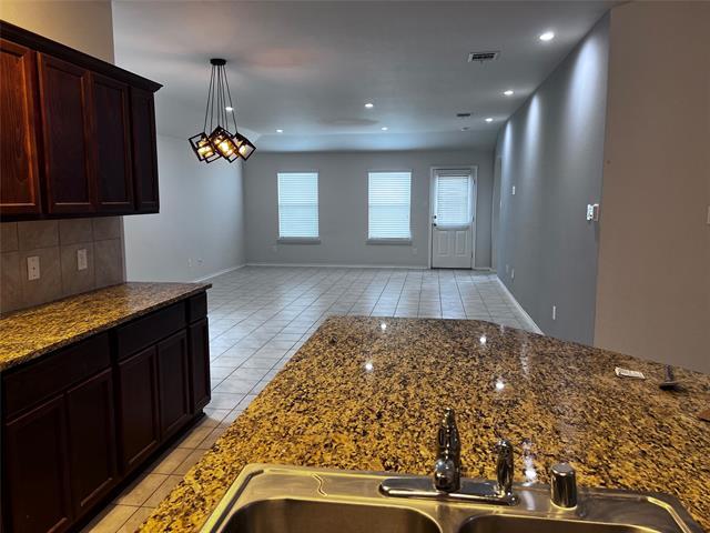 950 Decker Dr in Fate, TX - Building Photo