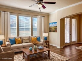 Villa Lago in Fort Worth, TX - Building Photo