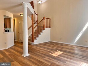 13 Benjamin Rush Ln in Princeton, NJ - Building Photo - Building Photo