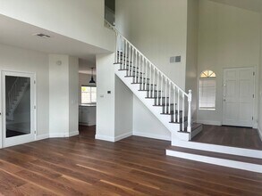 22821 Aspen Ct in Santa Clarita, CA - Building Photo - Building Photo