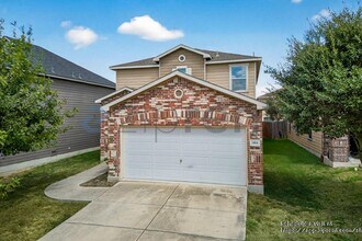 7414 Bluebonnet Bay in San Antonio, TX - Building Photo - Building Photo