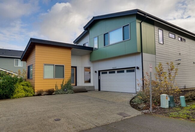 12217 SE 270th Pl in Kent, WA - Building Photo - Building Photo