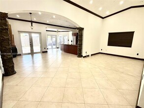 13781 SW 158th Terrace in Miami, FL - Building Photo - Building Photo