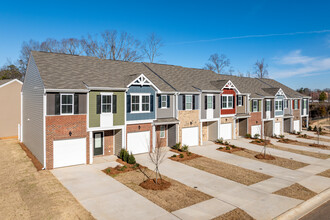 Mintworth Commons Rental Homes in Matthews, NC - Foto de edificio - Building Photo