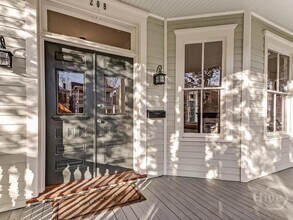 208 W 35th St in Savannah, GA - Building Photo - Building Photo