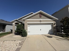 743 Chinoy Rd in Davenport, FL - Building Photo - Building Photo
