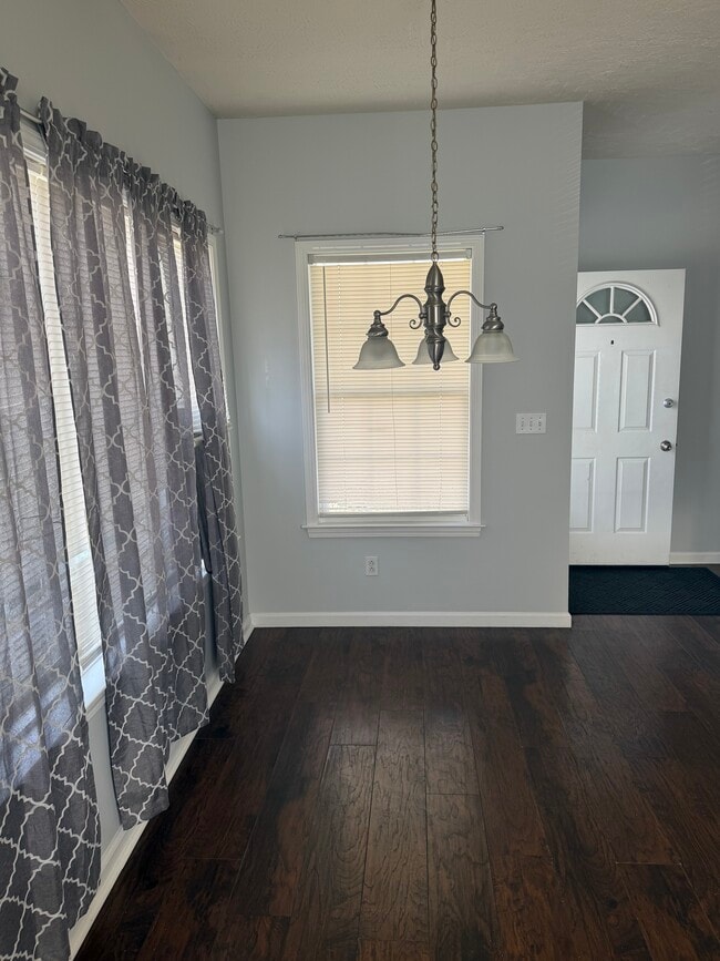 431 16th St in Dunbar, WV - Foto de edificio - Building Photo